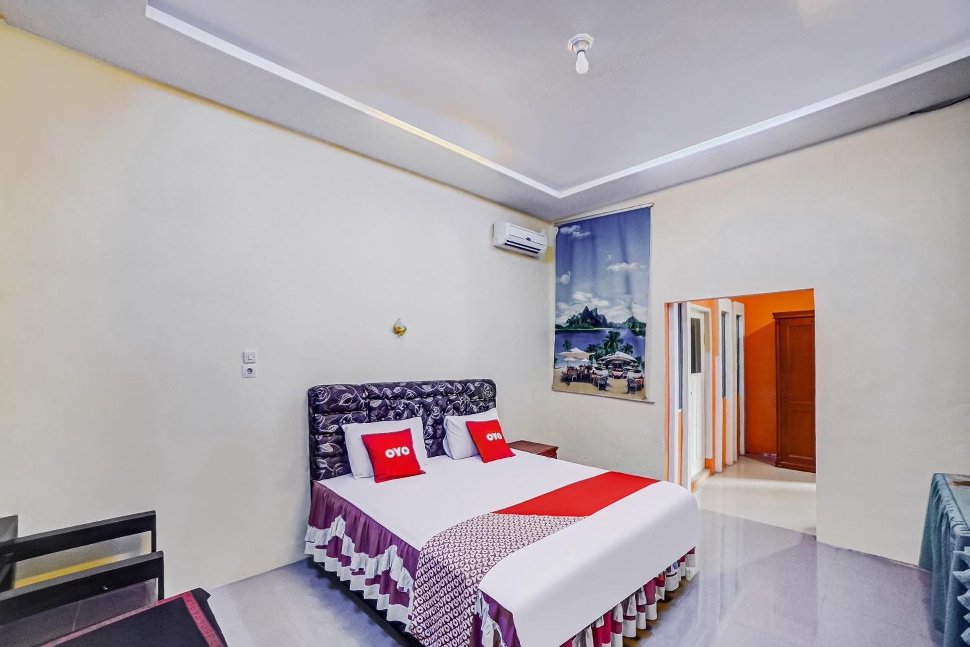 OYO 90980 Al Karim Syariah Hotel Tanjungbalai Bagian luar foto
